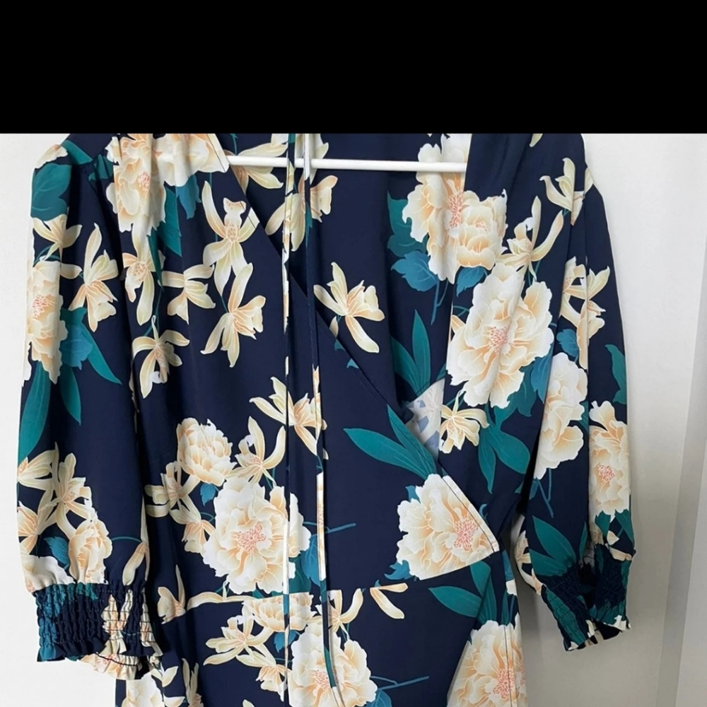 City chic wrap floral dress